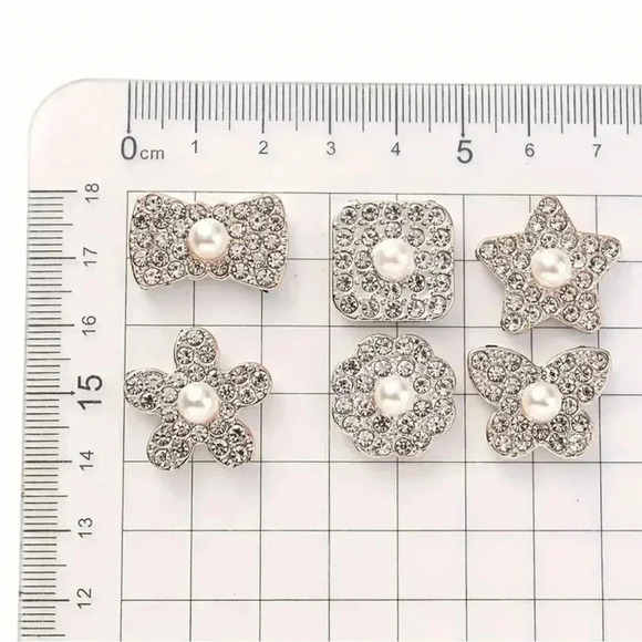 20-Pack Rhinestone Embellishments - Picture 3 of 3